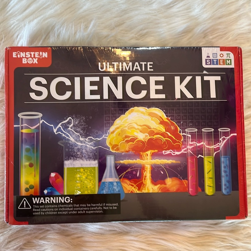 NIP Ultimate Science Kit - Picture 2 of 5